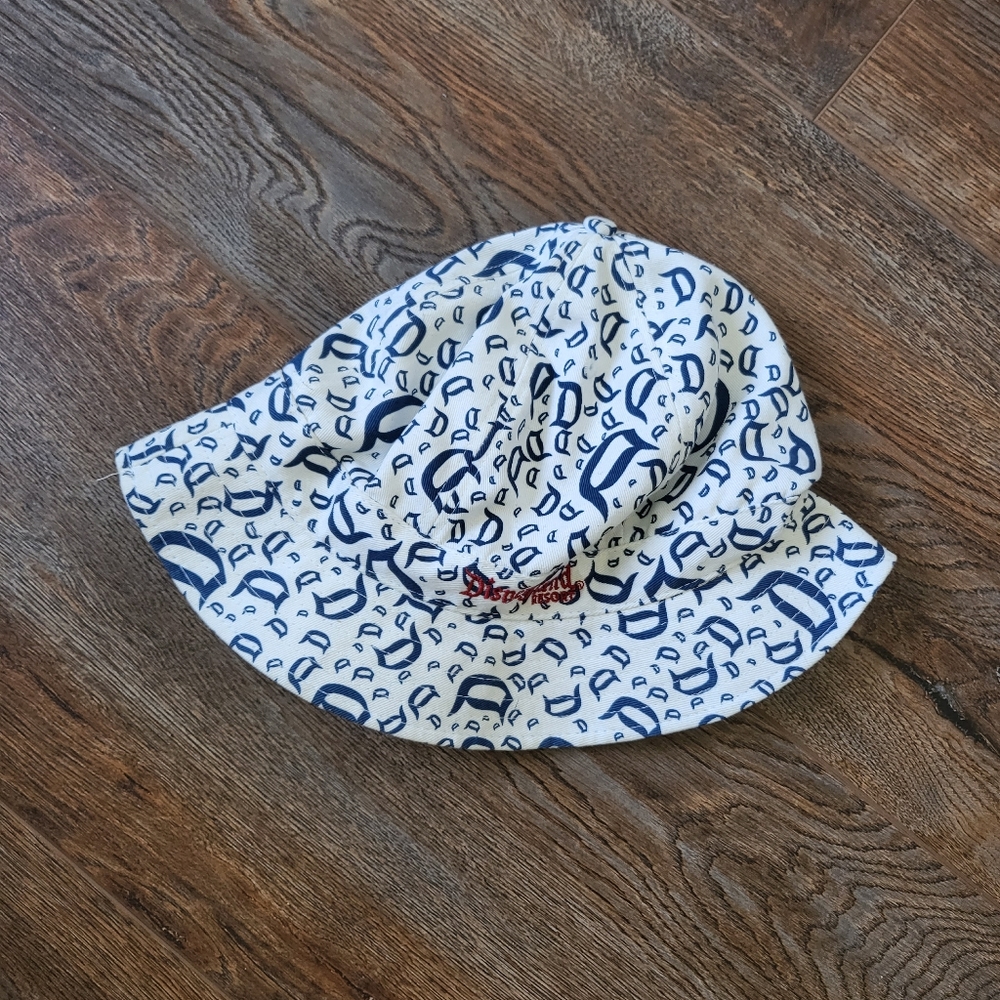 Disneyland bucket hat
